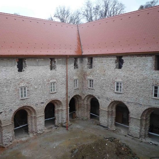 Kolostor rekonstrukció Sopronbánfalva